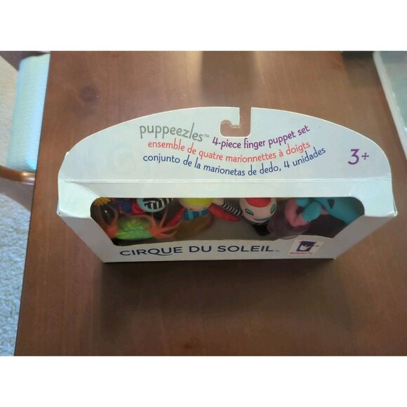 Cirque Du Soleil Finger Puppets Set Of 4 By Manhattan Toy Puppeezles - Picture 2 of 5